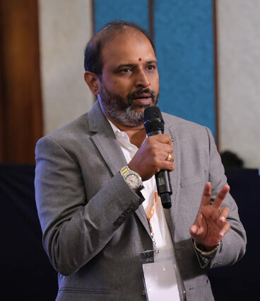 About Saravanan Thiyagarajan